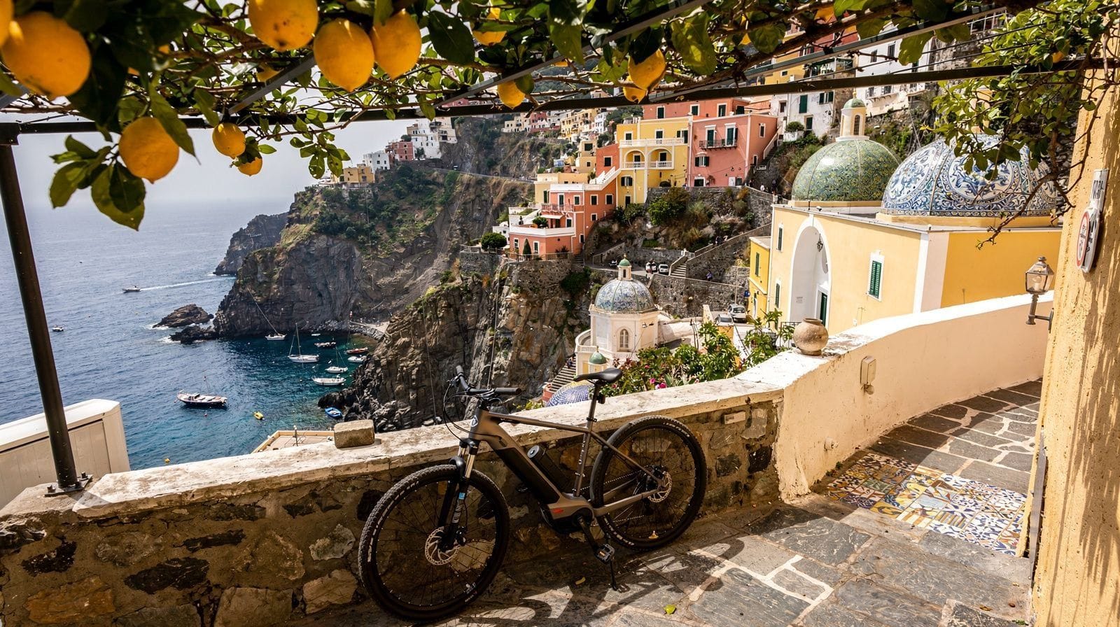 Bici ed e-bike sulla penisola sorrentina