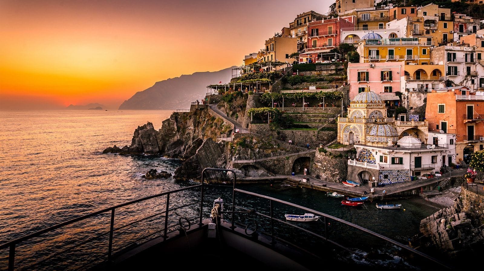 Crociere al tramonto sulla Costiera Amalfitana