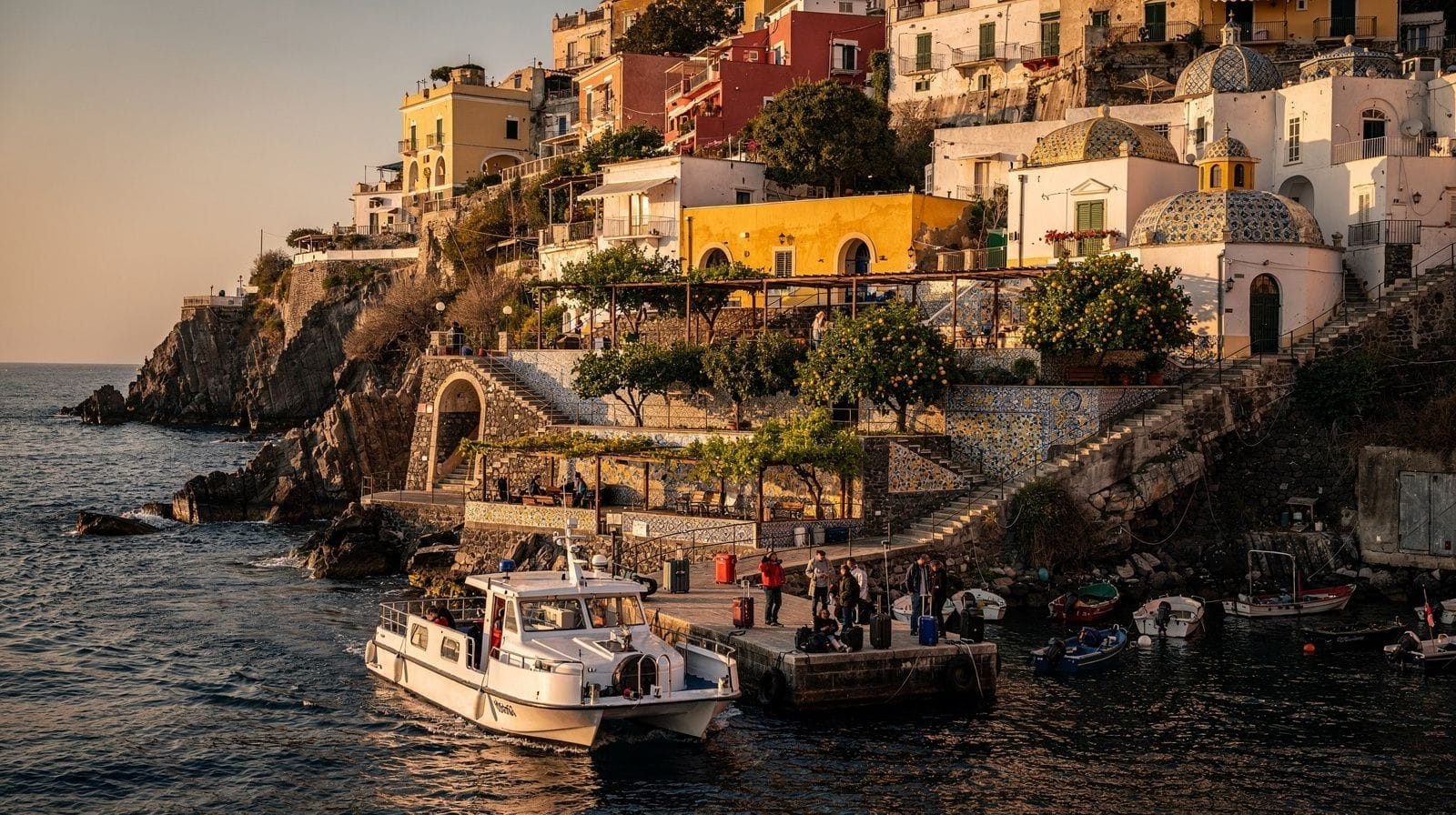Ferry de Sorrento à Capri : horaires, saisons et réservation